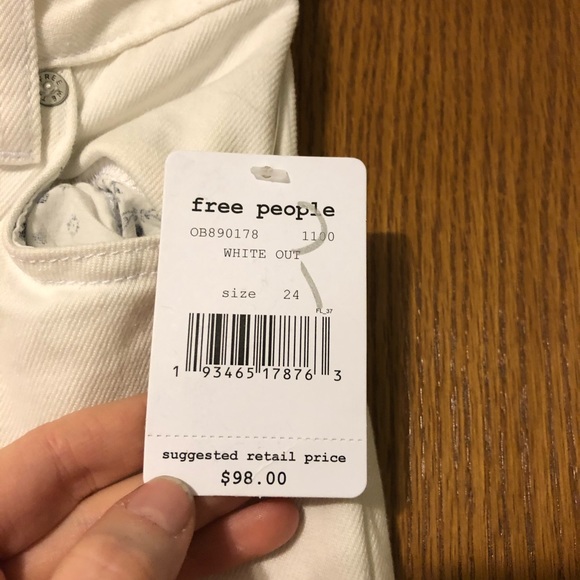 NWT White Raw Hem Flare Jeans (Free People) - Picture 7 of 8